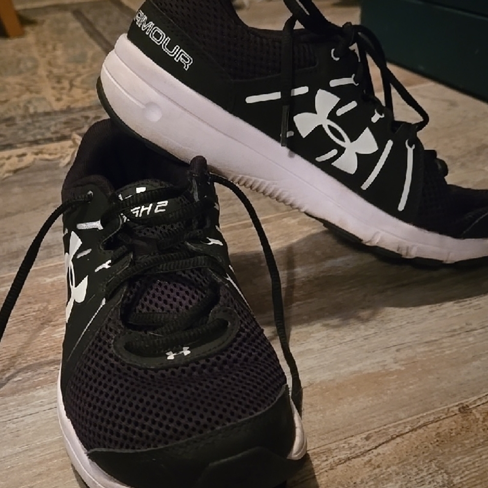 Under Armour Women's Black and White Athletic Sneakers